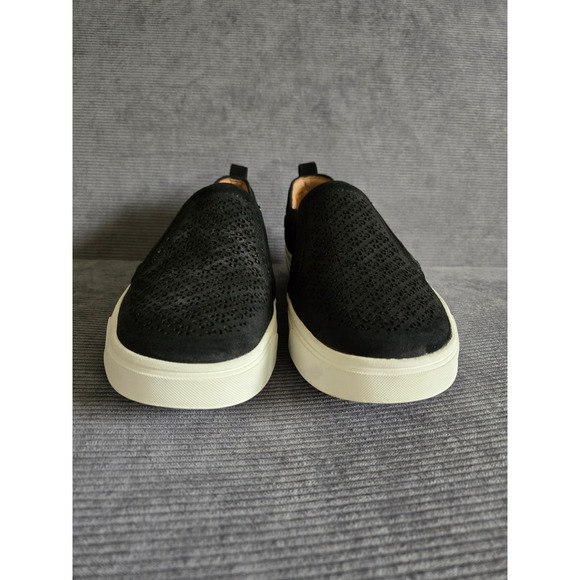 Vionic Kimmie Perf Slip-On Sneaker Black Suede Women's Size 7.5 - Picture 2 of 8